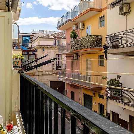 Appartement Carmel By The Sea-giardini Naxos